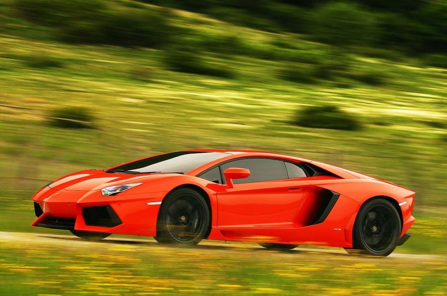  Lamborghini Aventador LP700-4 2011 года  (фото 139 из 204)